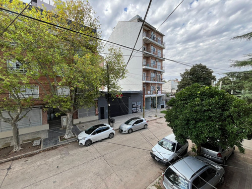 Departamento De 3 Dormitorios A La Venta Calle Mitre 2204 Jose Marmol