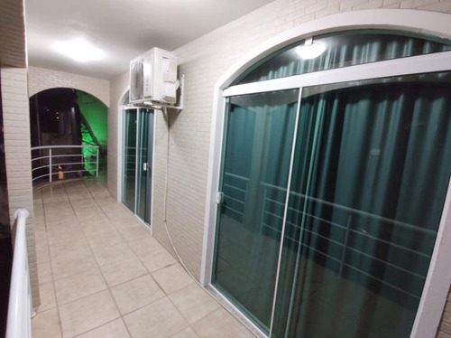 Casa Com 3 Dormitórios À Venda, 180 M² Por R$ 852.000,00 - Serraria - São José/sc - Ca3317