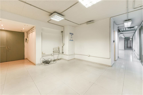 Venta Oficina En Barracas 220 M2+coch