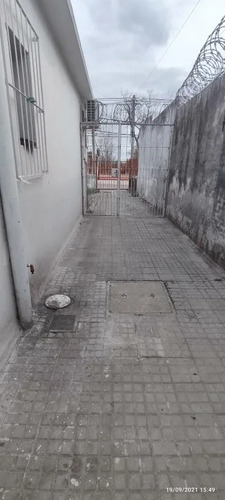 Imagen 10 de 11 de Se Alquila Casa En Zona De Colon