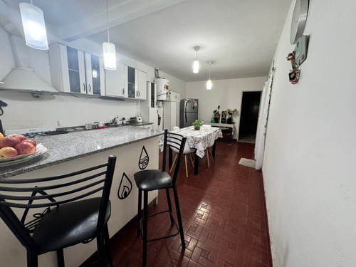 Venta Casa Las Palmas 4 Dormitorios