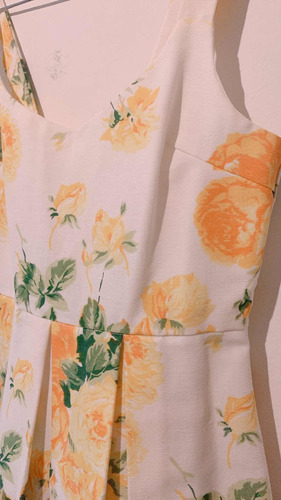 Vestido Flores Amarillas Lulu Martins