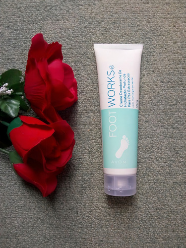 Footworks Creme De Hidratação Profunda Pés Extrassecos, Avon