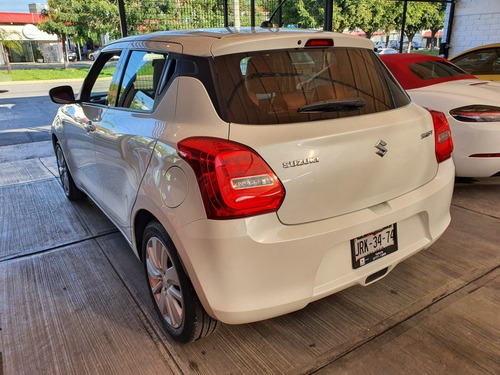 Imagen 4 de 13 de Suzuki Swift 2019 1.2 Gls Mt