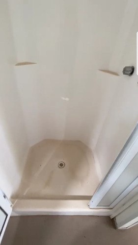 Imagen 8 de 11 de Baños Regaderas Móviles Caseta Remolque Traila 8x32 Pies