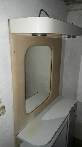 Toilette Con Espejo Y Apoya Pies Para Peluqueria Buen Estado (Usado)