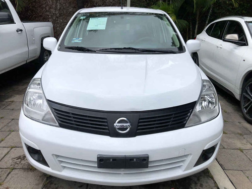 Imagen 1 de 7 de Nissan Tiida 2015 4p Sedán Sense L4/1.8 Aut