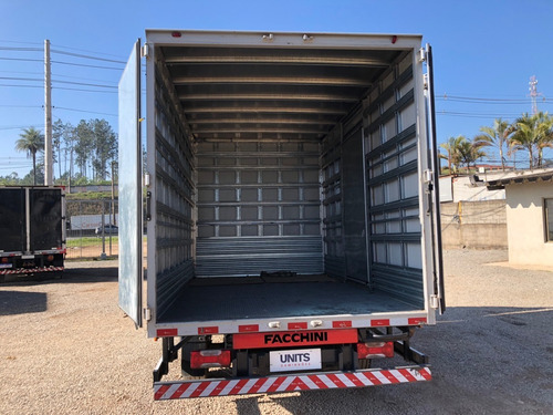 Imagem 4 de 9 de Iveco Daily 30s13