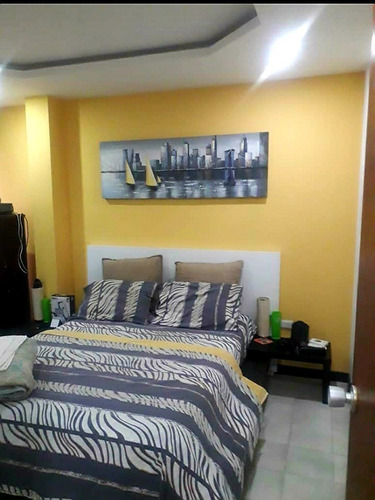 Imagen 6 de 14 de Vendo Casa De 385 M2, Ref. 55.000 - Urb. El Pilar