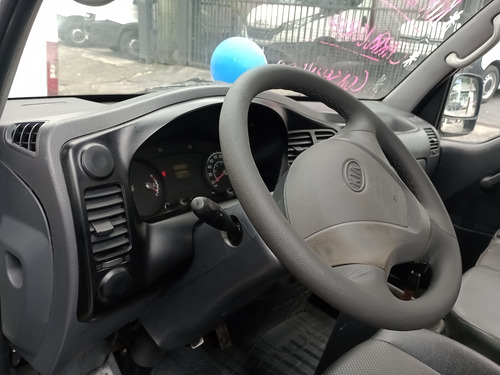 Kia Bongo 2.5 Std 4x2 Rs Turbo C/ Carroceria 2p