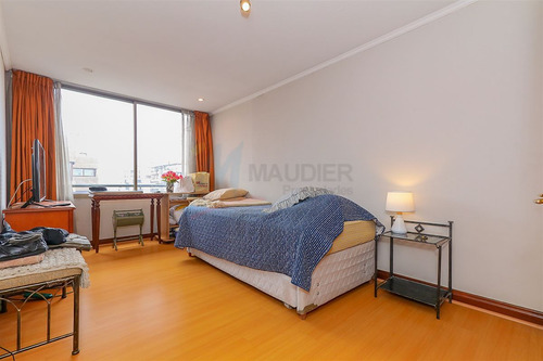 Departamento En Venta De 3 Dorm. En Las Condes