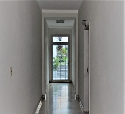 Venta Depto. 3 Ambientes C/dependencia Retiro