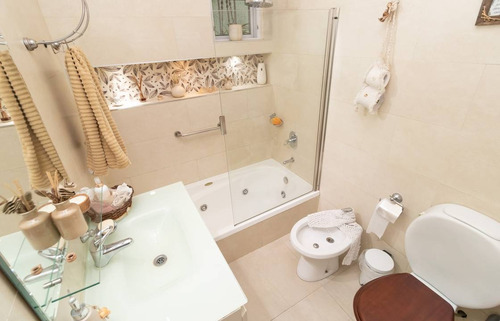 Imagen 20 de 30 de Excelente Casa De 4 Ambientes En Venta En Martinez!!