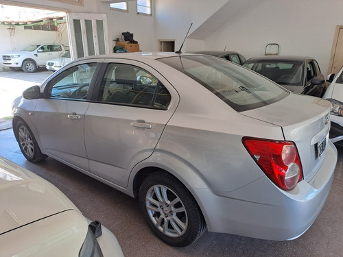 Imagen 4 de 11 de Chevrolet Sonic 2013 1.6 Lt