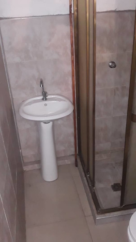 Imagen 6 de 8 de Casa En Venta Paraparal / En Buenas Manos