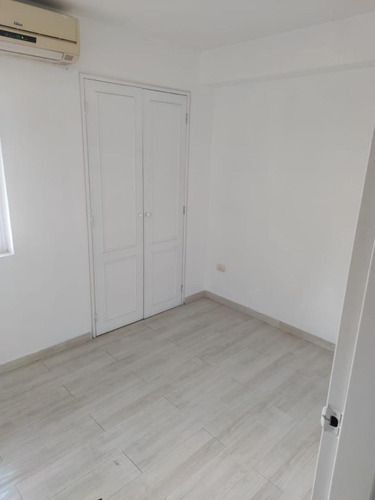 Imagen 7 de 12 de Apartamento De Oportunidad En Prebo Con Pozo