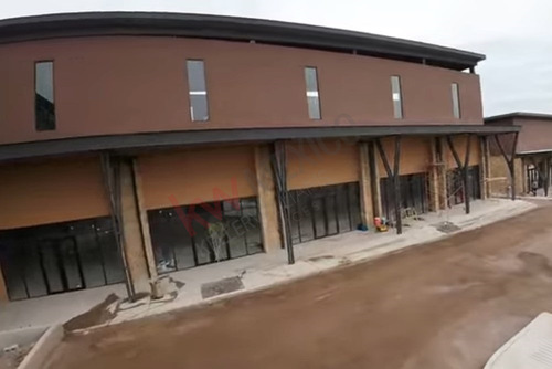 Local En Renta De 75.60 M2 En $29,106 En Plaza Pastizal En La Unión Ganadera De Chihuahua Km 8.5...