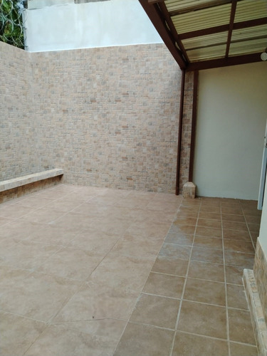 Casa En Condominio Villa Capri Km. 24. 5 Carretera A El Salvador, En Excelente Estado, Recién Pintada E Impermeabilizada