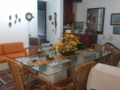 Casa À Venda, 4 Quartos, 2 Suítes, 15 Vagas, Boiçucanga - São Sebastião/sp - 1071