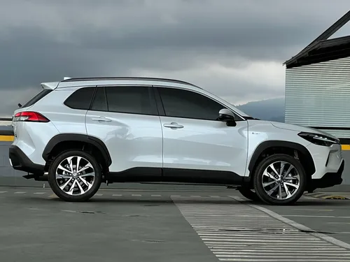 Toyota Corolla Cross Hibrida 2026