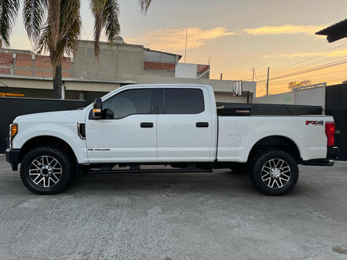 Ford F-250 6.7l Super Duty Cab Dob Diesel 4x4 At