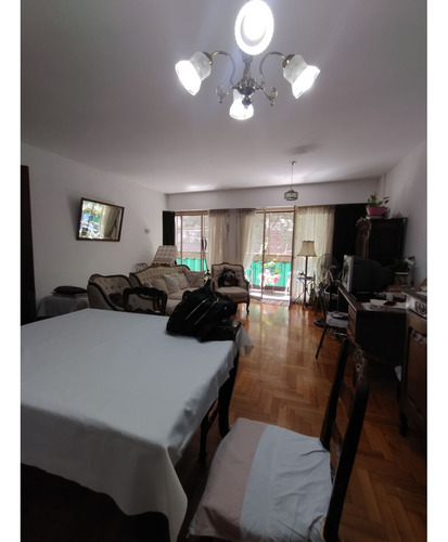Se Alquila Una Habitación A Estudiante