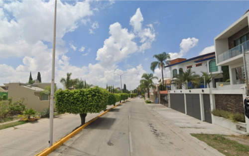 Casa En Venta Cto. De Las Flores Bugambilias Zapopan, Jalisco/ Recuperacion Bancaria Laab2