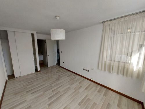 Departamento En Arriendo De 2 Dorm. En Concepción