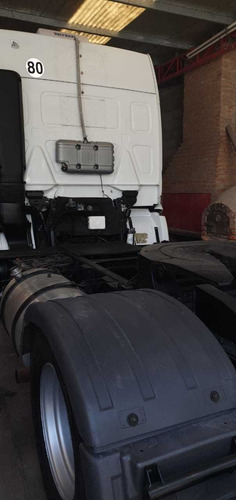 Volkswagen 193 20 4x2 Tractor - Cabina Alta Mod: 2010