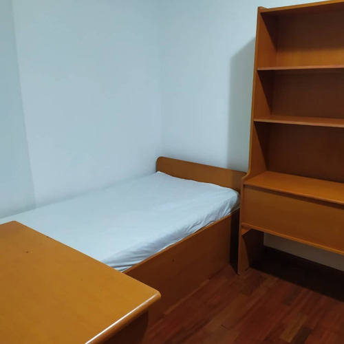 Imagen 10 de 14 de Apartamento Remodelado Con Balcon En Alquiler En Las Mercedes 120mts