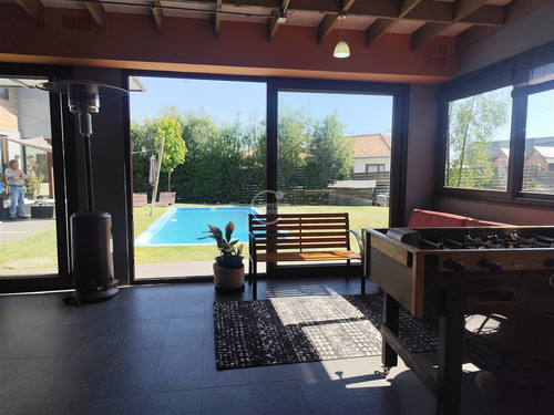 Increíble Casa En Venta En Reñaca Finas Terminaciones, 4d 4b