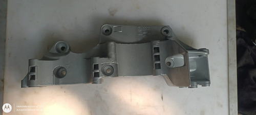Base Soporte Alternador Compresor Jetta Clásico-a4 Original (Usado)