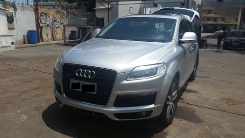 Imagem 1 de 10 de Audi Q7