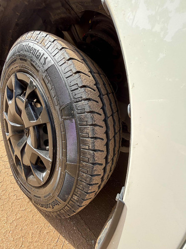 Toyota Hiace 2.8 Tdi Furgón 6at L2h2 3a 5p