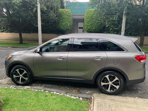 Imagen 4 de 8 de Kia Sorento 2017 3.4 3.3l Ex Pack At