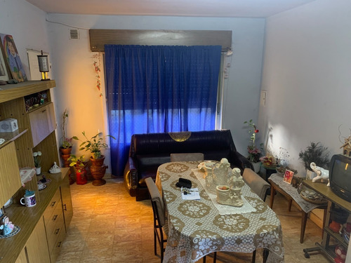 Imagen 5 de 13 de Casa En Venta, Junin (ba), En Esquina T/l/s, Excelente Ubicación.