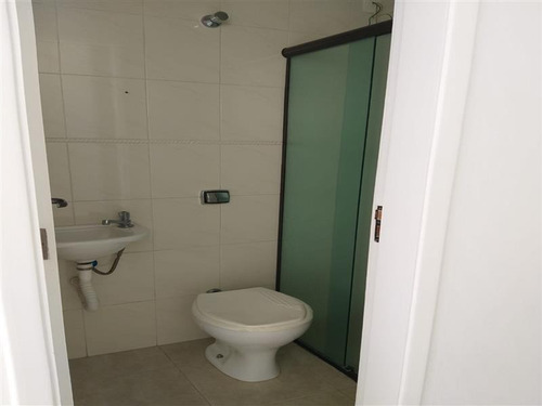Imagem 9 de 30 de Ótimo Sobrado Em Rua Tranquila Com 185 M² - 15136