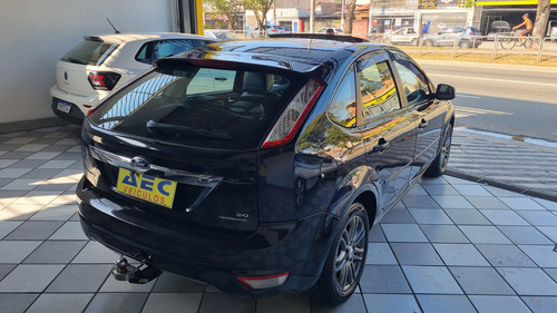 Ford Focus Focus Hatch Ghia 2.0 16V Duratec (Aut)