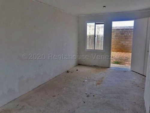 Imagen 3 de 7 de Townhouse En Venta Ubicado En Conjunto Residencial De La Puerta Maraven