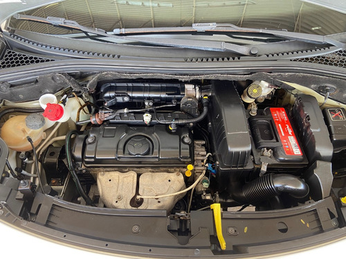 Imagem 8 de 10 de Citroen C3 Tendance 1.5 2013/2013