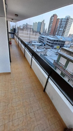 Departamento En Venta - 3 Dormitorios 2 Baños - Río Cuarto
