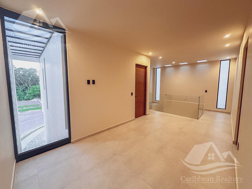 Casa En Venta En Via Cumbres Cancun