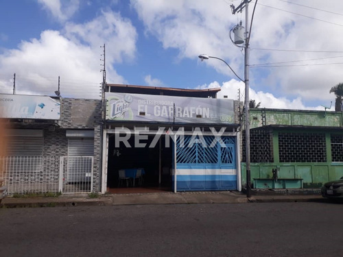 Imagen 1 de 20 de Se Vende Casa, Local Comercial Y Fondo De Comercio En El Sector La Manga, Calle Carvajal