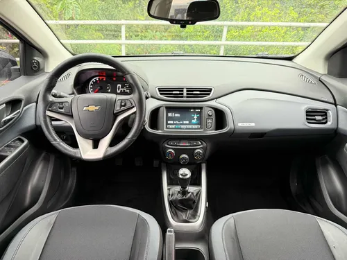 Chevrolet Onix Active