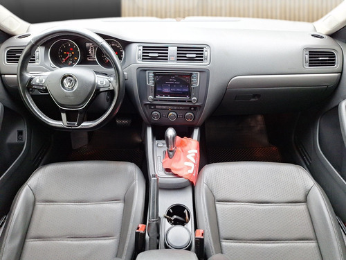 Volkswagen Jetta Comfortline 1.4 TSI 16V 4p Aut.