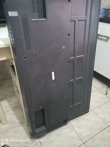 Imagem 2 de 4 de Tv Philco Modelo Tvptv50g60sn4k Led Tela Quebrada