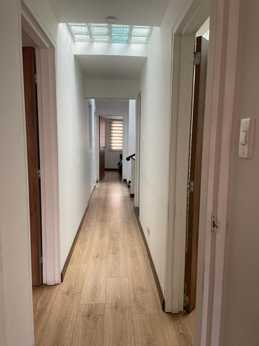 Casa Muy Amplia Para Familia Grande De Tres Pisos Cerca Al Centro Comercial Titan Plaza Calle 80
