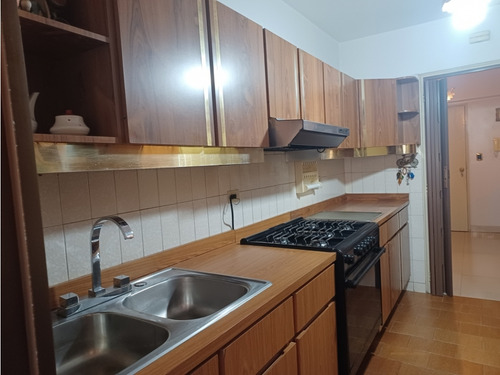 Vendo Apartamento 145m2 4 H/3b/2e La Urbina 5345
