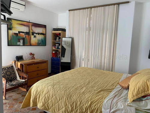 Imagen 6 de 14 de Eloisa Mejia Rentahouse Vende Townhouse En Trigal Norte Valencia 22-4781