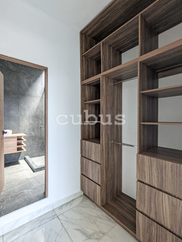 Casa Con Alberca En Venta En Fraccionamiento En Oaxtepec, Morelos